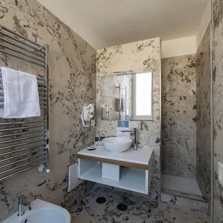 Mare Luxury Penzion Neapol