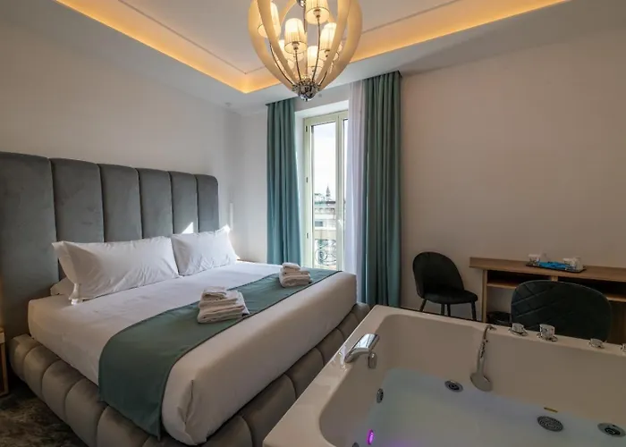 Mare Luxury Konukevi 4*